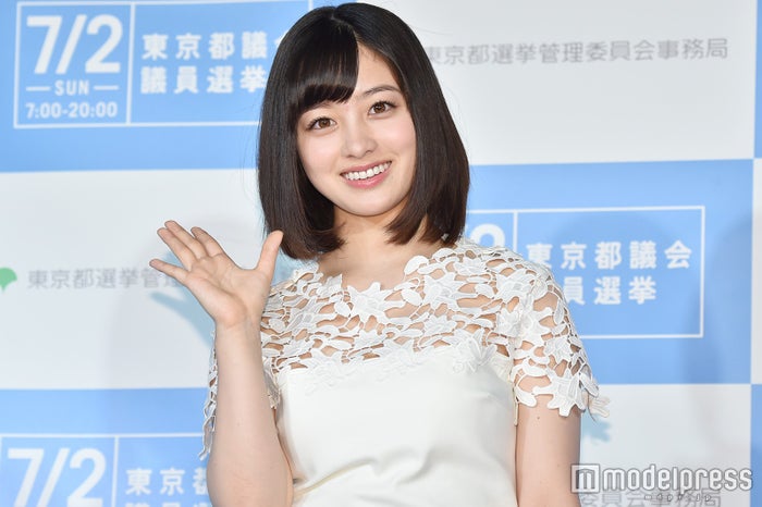 橋本環奈は産毛すら可愛い レアなデコ出しオフショットに絶賛の声 モデルプレス