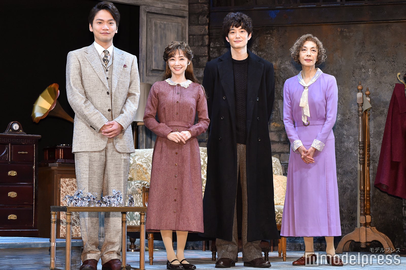 竪山隼太、倉科カナ、岡田将生、麻実れい （C）モデルプレス