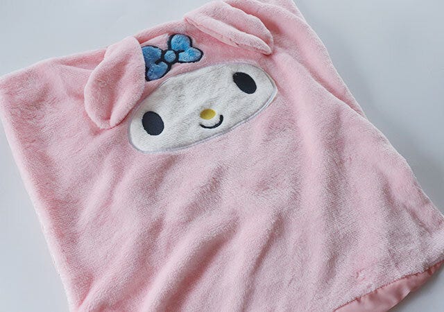 ダイソー　サンリオグッズ　マイメロディ　クッションカバー