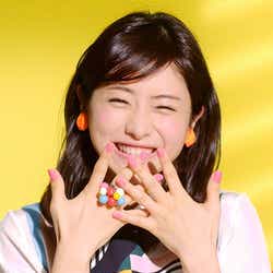 モデルプレス - 石原さとみの“ぷにぷにダンス”に胸キュン 色っぽ可愛いモテ仕草が炸裂