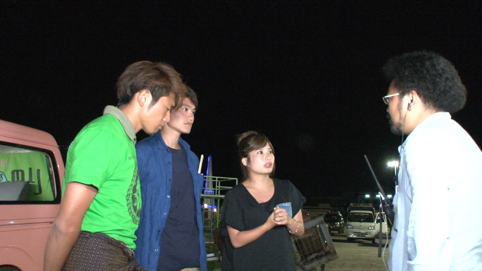 ハト胸、シャイボーイ、でっぱりん、ディレクター／「あいのり：Asian Journey」第6話より（C）フジテレビ