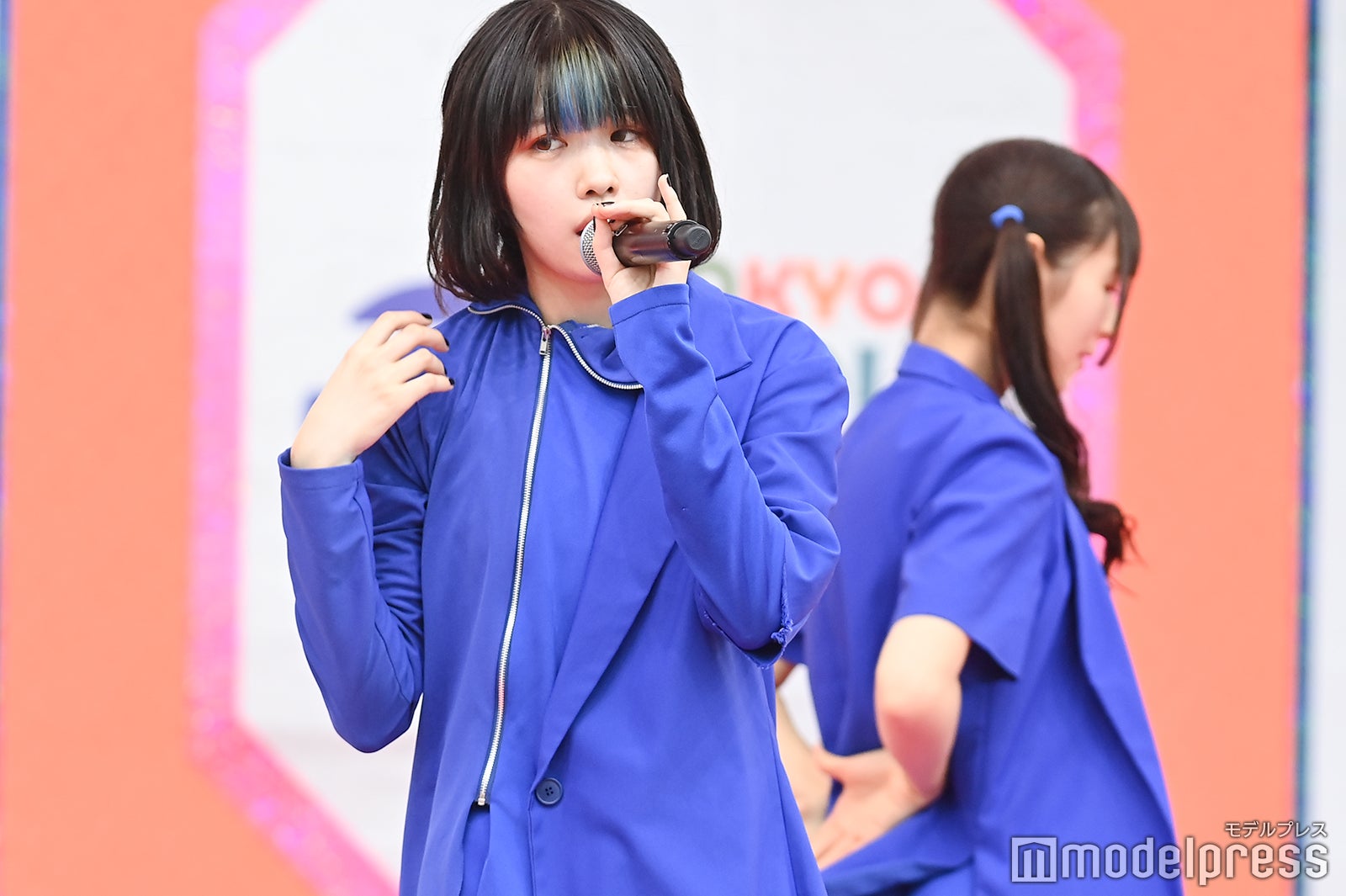 CARRY LOOSE（C）モデルプレス