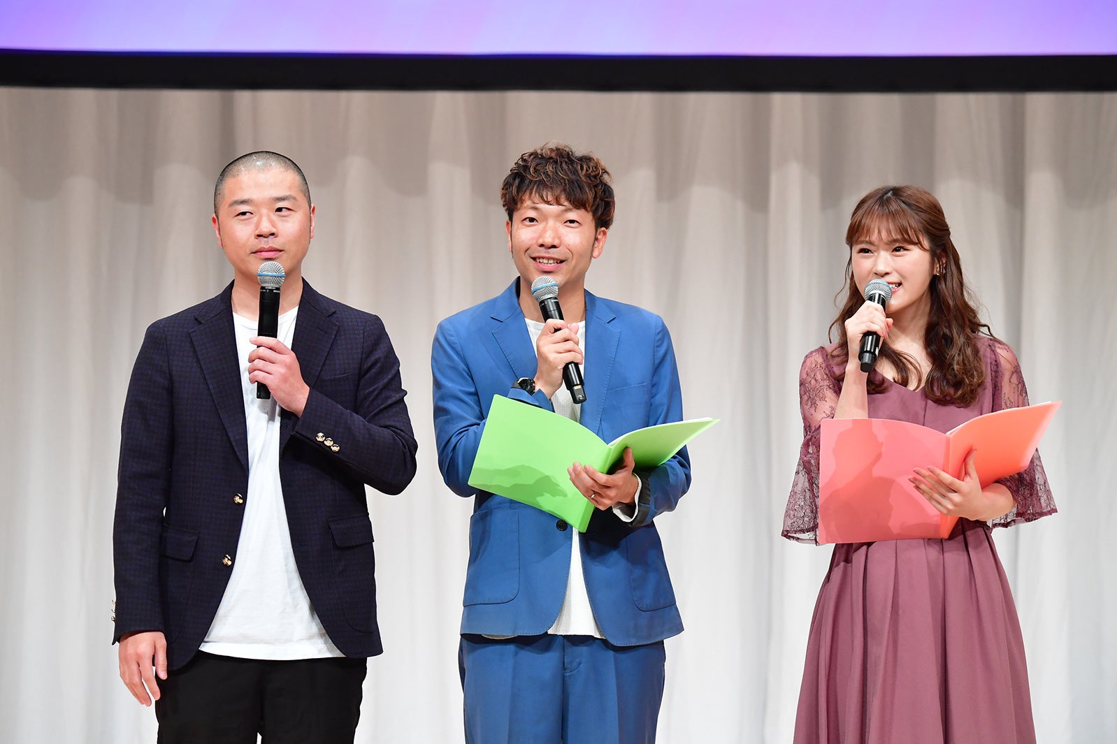 （左から）アキナ、渋谷凪咲（提供写真）