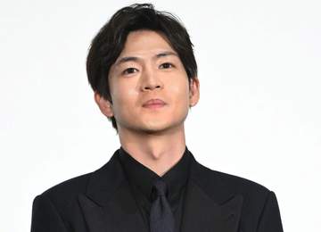 【銀河の一票】転落死した学部長、生存の可能性が一気に高まる 古書店店主が大ヒントを…流星も表情変わる