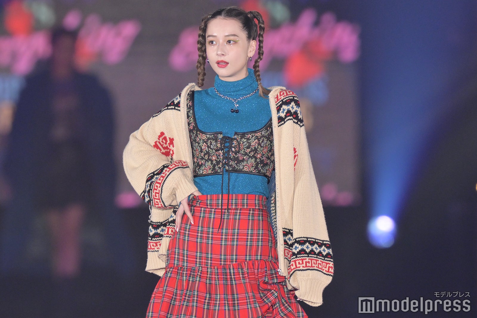 （C）モデルプレス