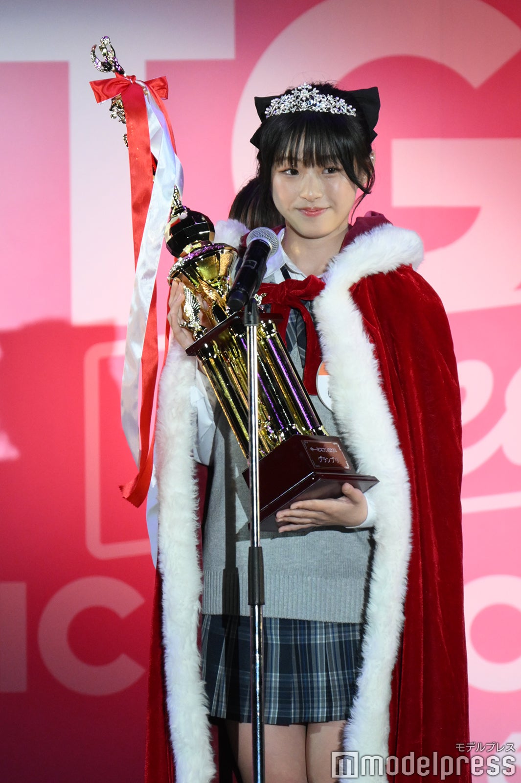 （C）モデルプレス