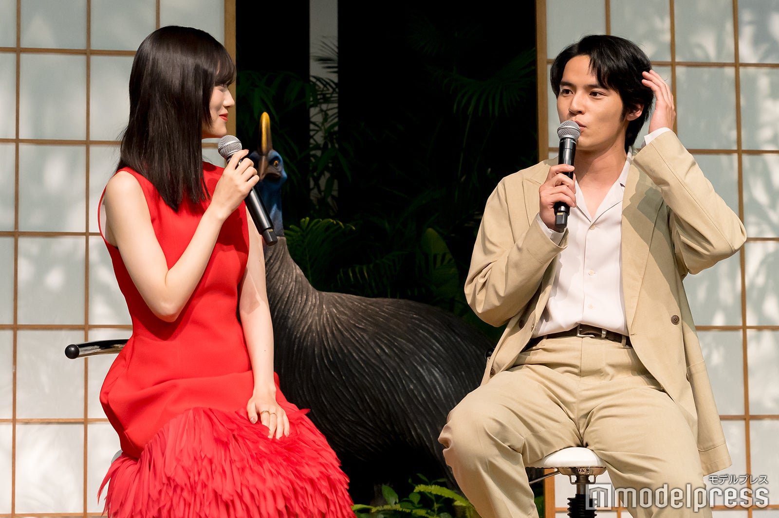 山下美月、水上恒司（C）モデルプレス