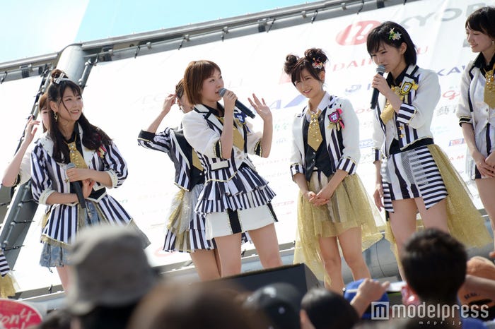 みるきーがショートボブヘアお披露目(C)モデルプレス