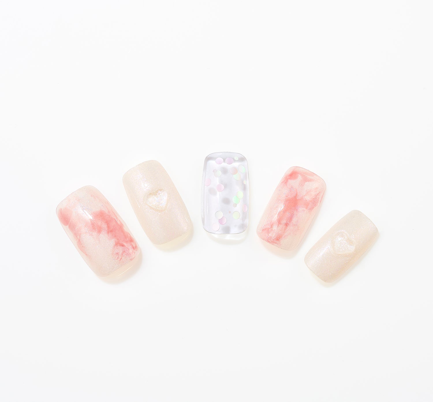 ネイルアート例／提供画像