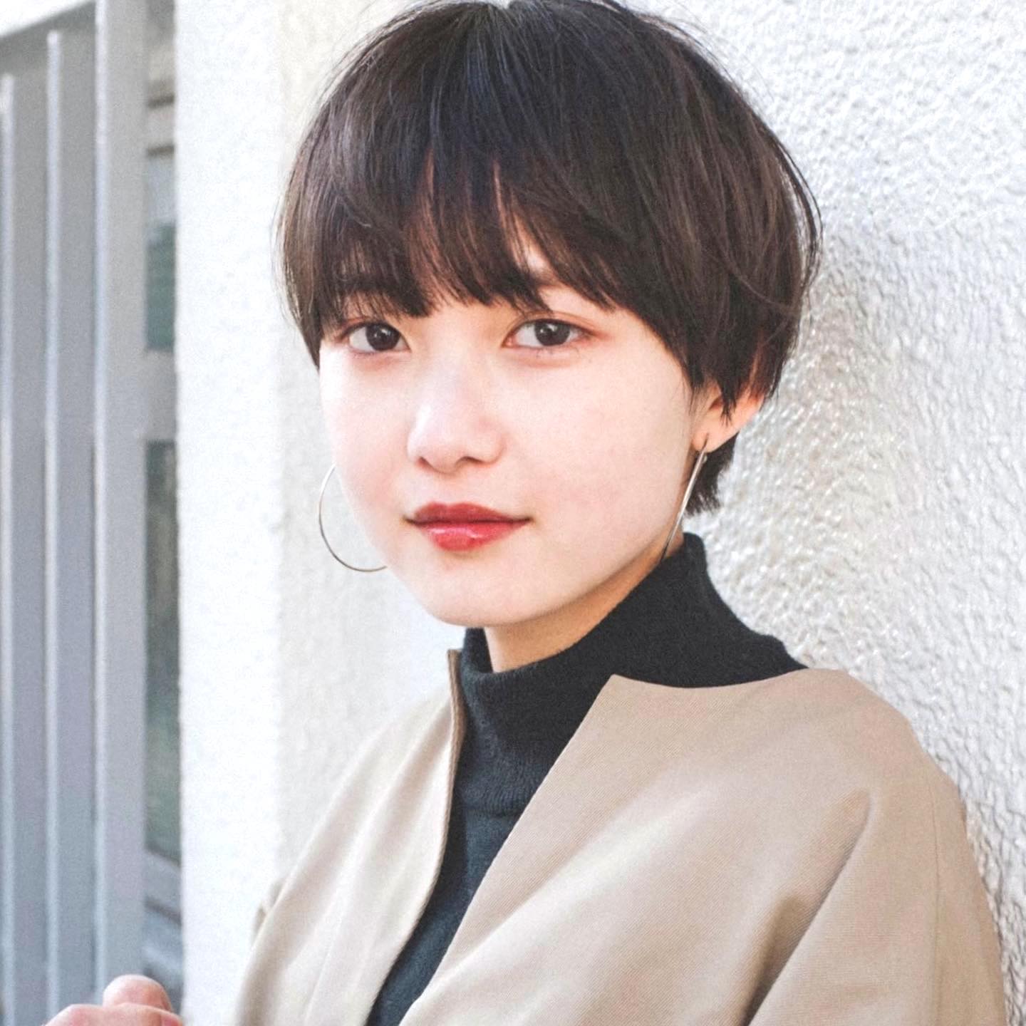 ショートにぴったりな秋の髪色って 大人の深みヘアカラー15選 モデルプレス