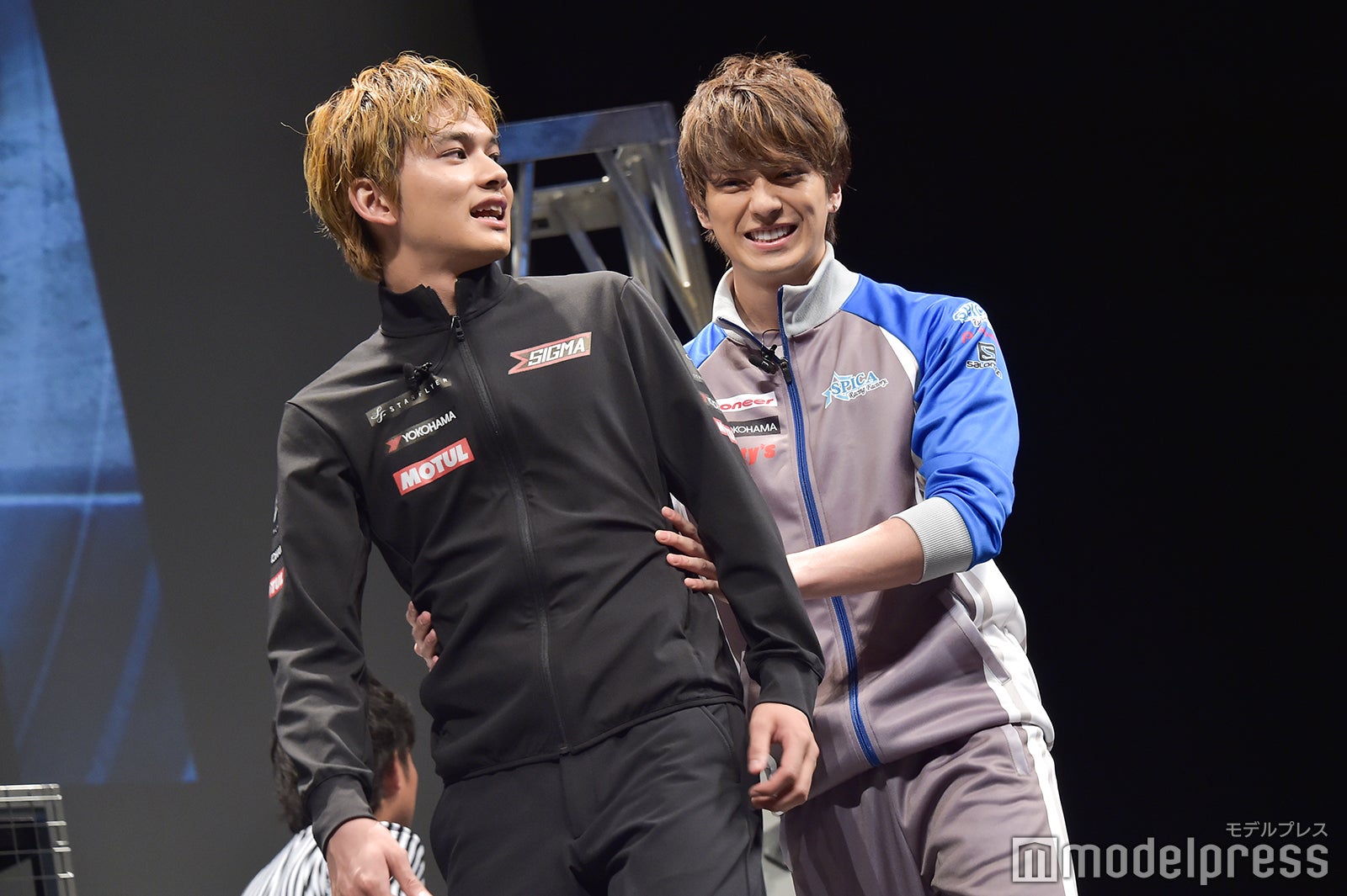 北村匠海、新田真剣佑 （C）モデルプレス