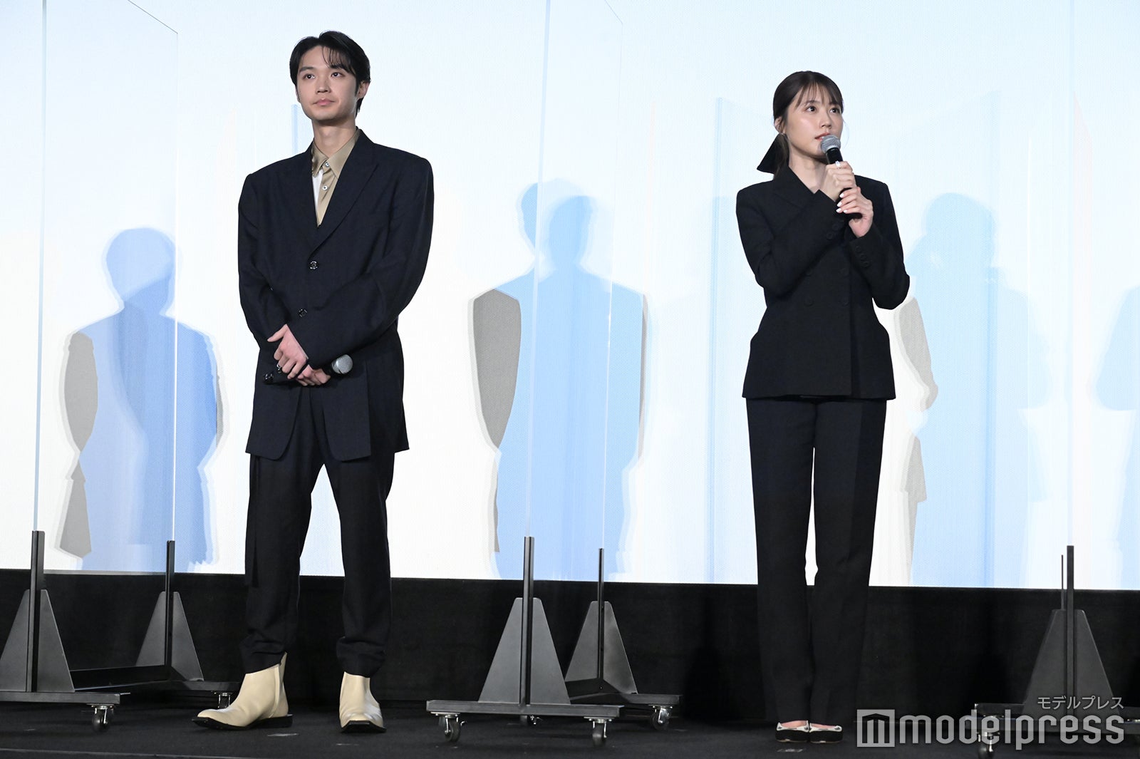 磯村勇斗、有村架純 （C）モデルプレス