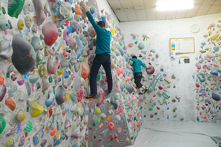 T-WALLクライミングジム