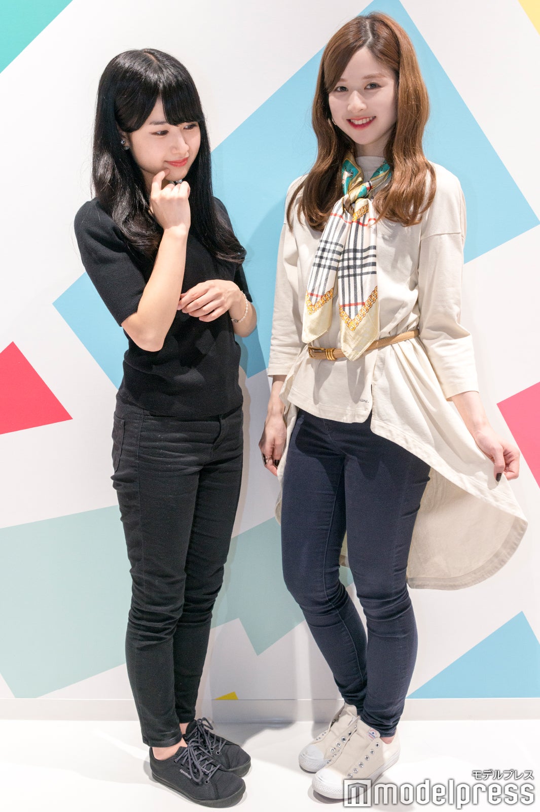 パンススタイル＆スニーカーがおすすめ（C）モデルプレス