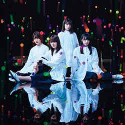 欅坂46「アンビバレント」（8月15日発売）初回仕様限定盤TYPE-D（提供写真） 