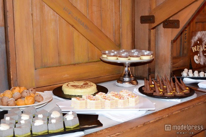 デザートもハロウィーン仕様/東京ディズニーシー「セイリングデイ・ブッフェ」