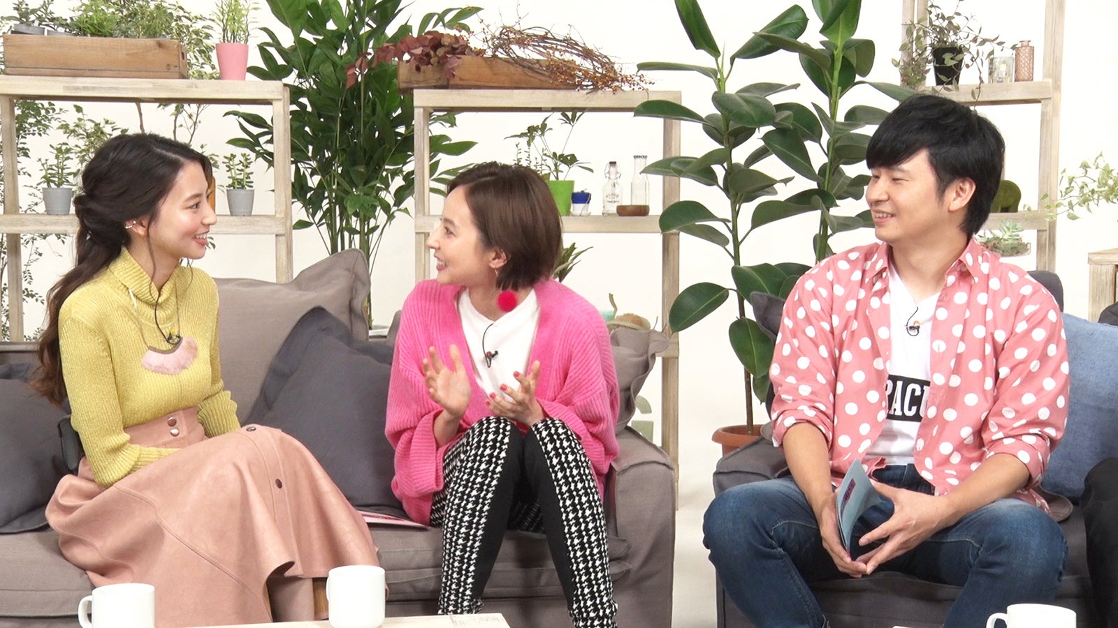 河北麻友子、ベッキー、若林正恭／「あいのり：Asian Journey」第1話より（C）フジテレビ