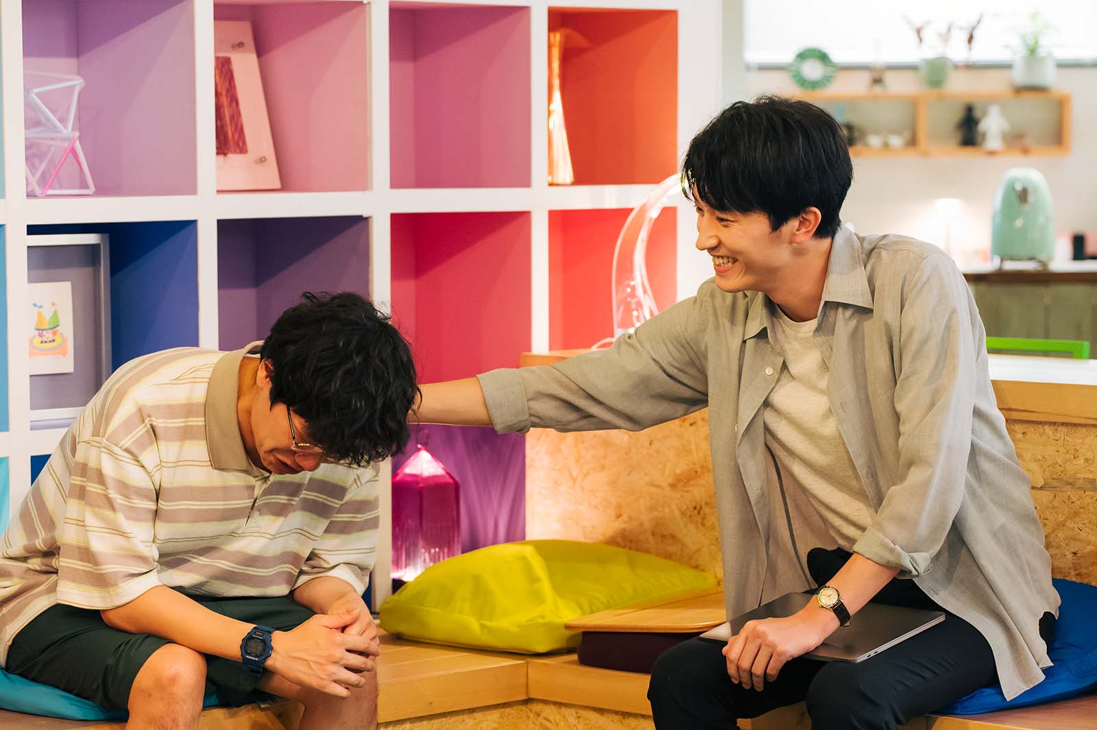 前原滉、杉野遥亮／「ユニコーンに乗って」第9話より（C）TBSスパークル／TBS　撮影：加藤春日