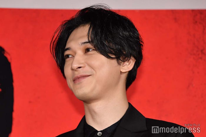 吉沢亮(C)モデルプレス