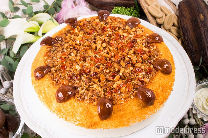 「栗とブロンドチョコレートのクラシックショコラタルト」piece:788円/whole(21cm):7,452円