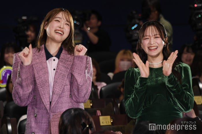 楽しそうな髙橋ひかる&森香澄(C)モデルプレス