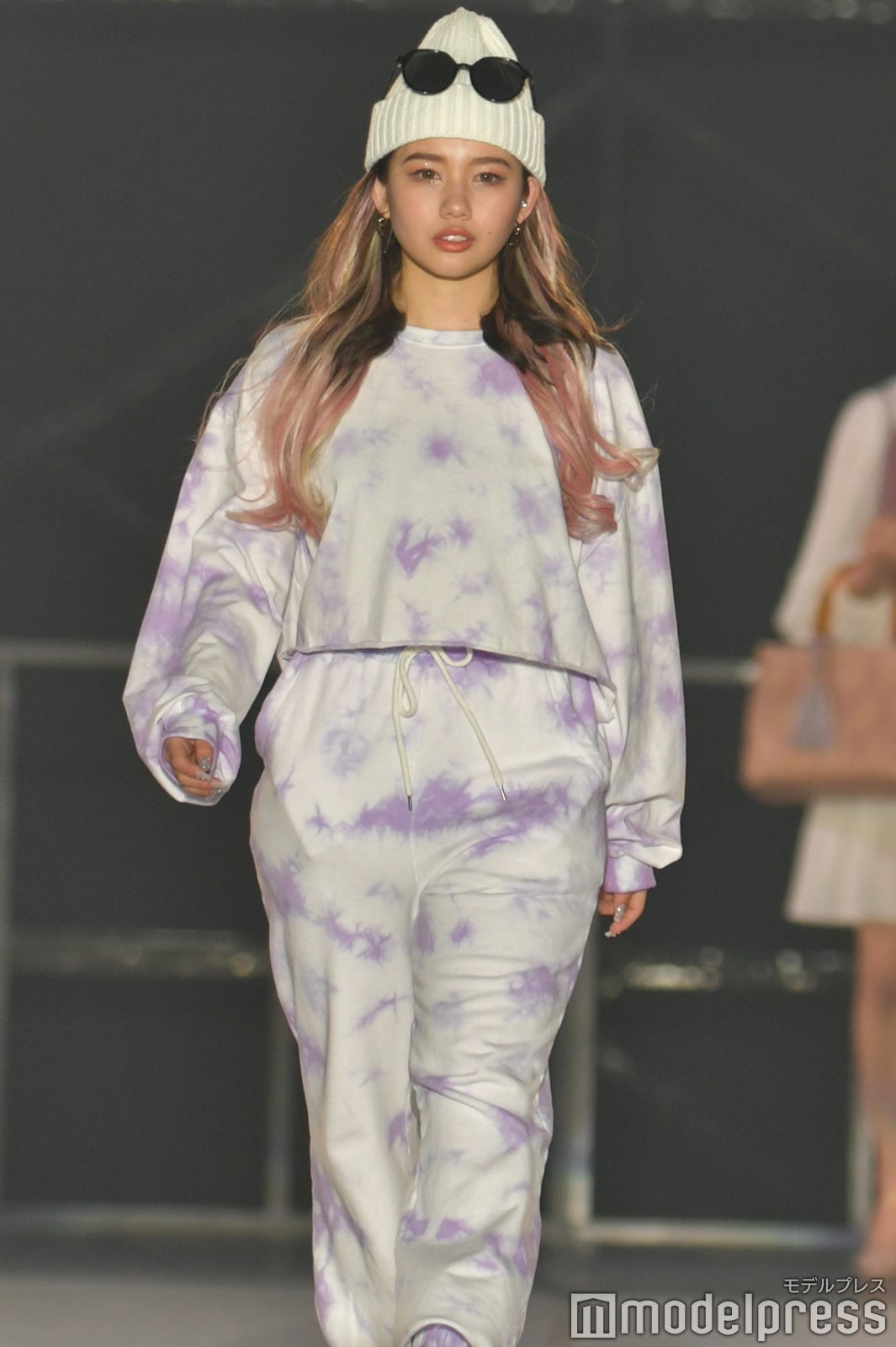 （C）モデルプレス