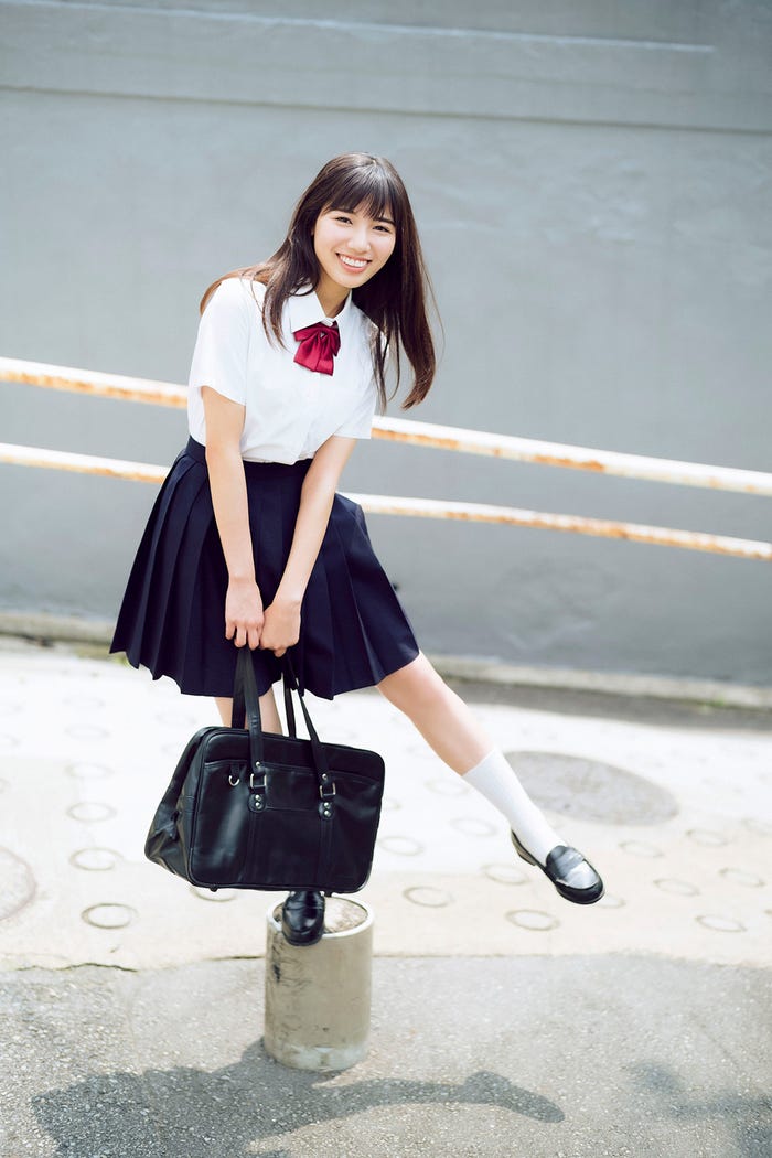 河田陽菜(C)前康輔、光文社