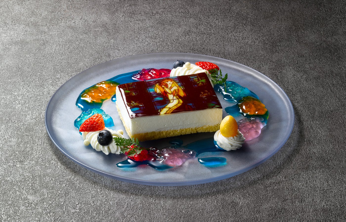 マーメイドステンドグラスケーキ2,400円（税込）／提供画像