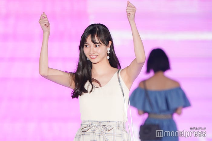 新川優愛(C)モデルプレス