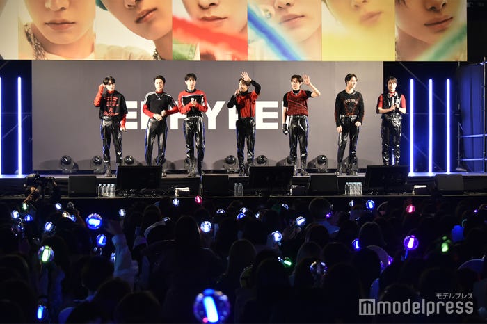 (左から)JAKE、JAY、HEESEUNG、JUNGWON、SUNGHOON、NI-KI、SUNOO/ENHYPEN日本1stアルバム「定め」発売記念イベント (C)モデルプレス