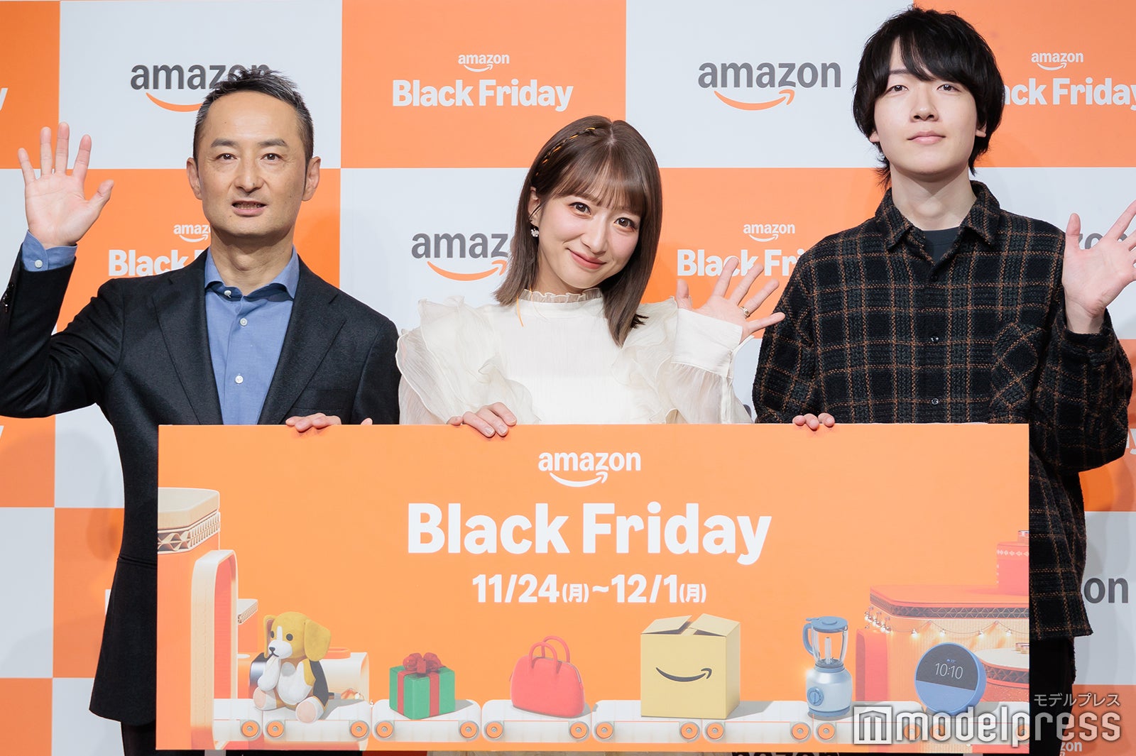 鈴木浩司氏、辻希美、たこまる（C）モデルプレス