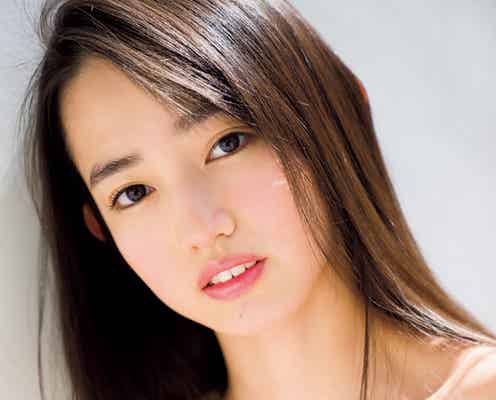 “菜々緒2世”黒木麗奈、ビキニでバストふっくら パーフェクトボディに惚れ惚れ