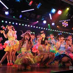 「AKB48劇場8周年特別記念公演」／（C）AKS