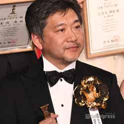 是枝裕和監督「第42回日本アカデミー賞」授賞式より（C）モデルプレス