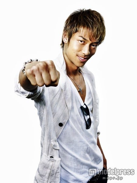 鬼塚英吉役のAKIRA/画像提供:関西テレビ