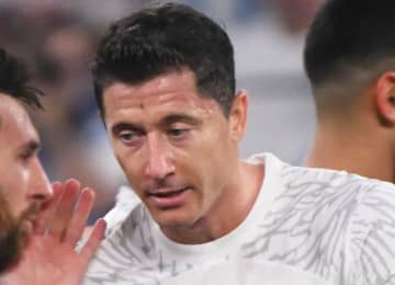 バルセロナ・フリック監督「レバンドフスキはどうなるか分からない」