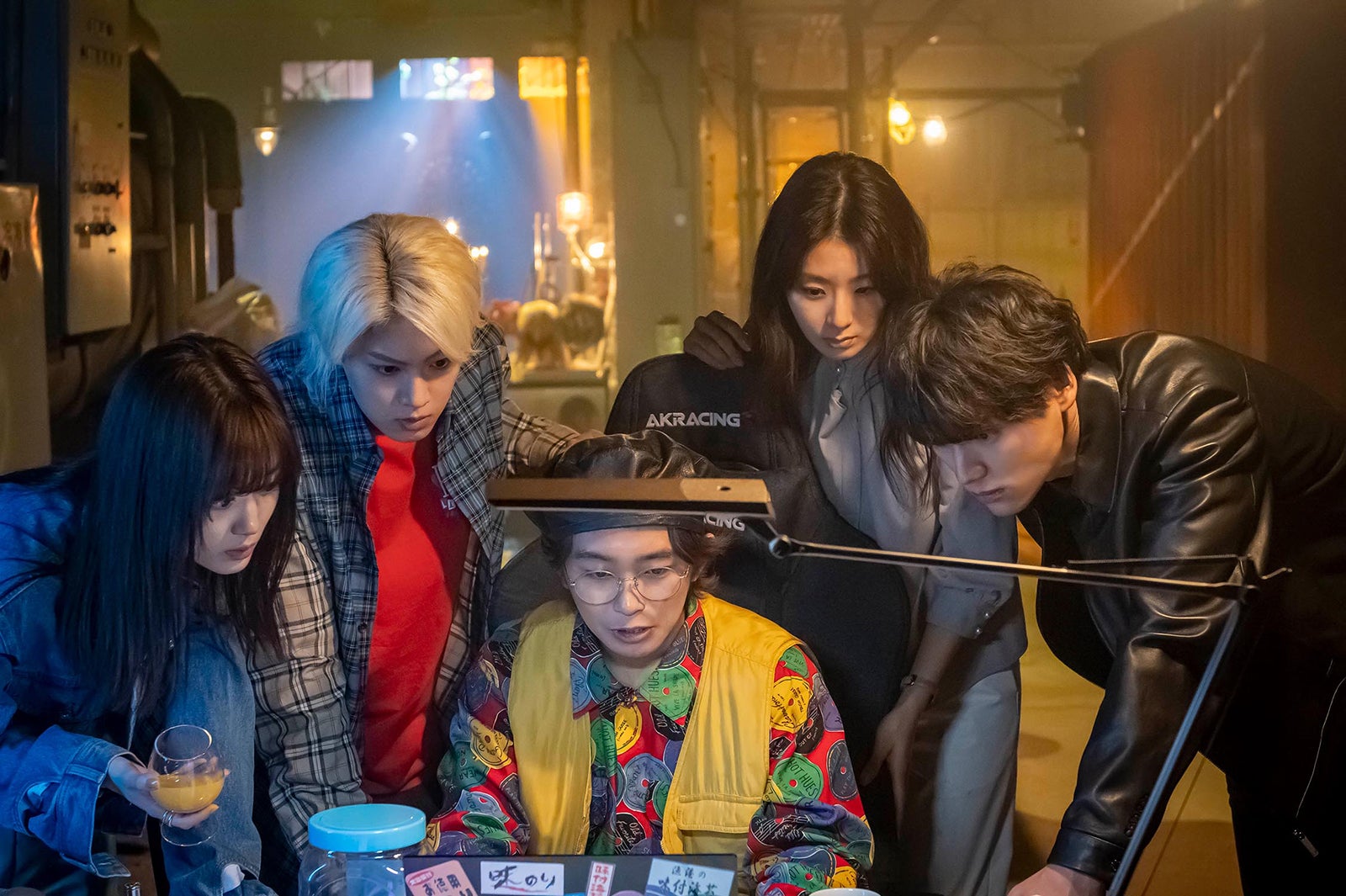 山下美月、佐藤龍我、加藤清史郎、玄理、福士蒼汰「弁護士ソドム」最終話より（C）テレビ東京