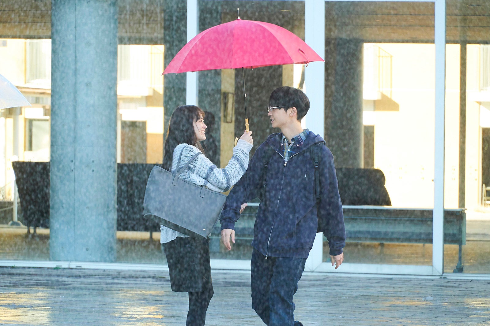 吉本実憂、沢村玲「子宮恋愛」第3話（C）ytv