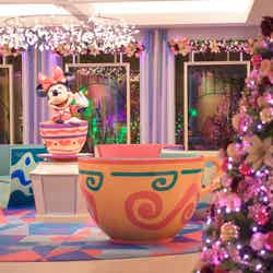 東京ディズニーセレブレーションホテル:ウィッシュ クリスマスデコレーション 装飾イメージ (C)Disney