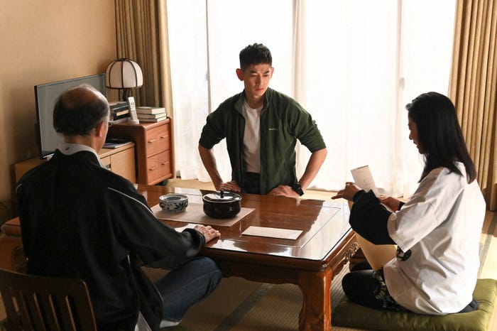 酒向芳、永山瑛太、宮崎美子「リコカツ」第6話より(C)TBS