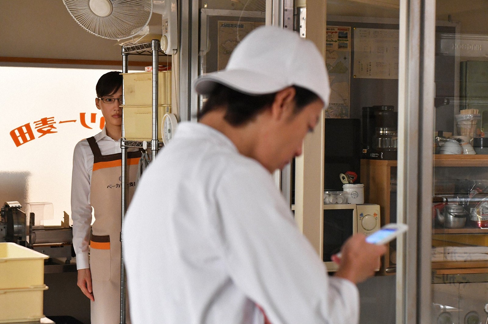 綾瀬はるか、佐藤健／「義母と娘のブルース」第7話より（C）TBS