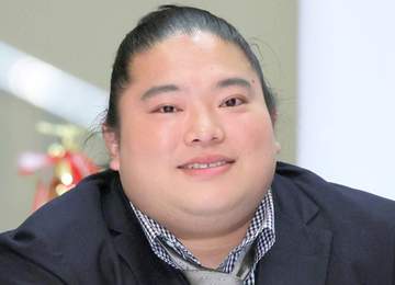 「VIVANT」元力士のドラムがド緊張！？飛行機内でまさかの横綱と偶然再会「活躍見てるよ、頑張ってね」の感激