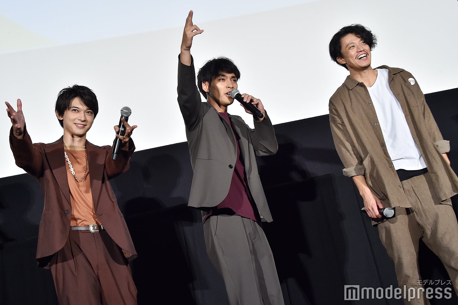 「I say銀！You say魂！」とコール＆レスポンスを促す柳楽優弥 （C）モデルプレス