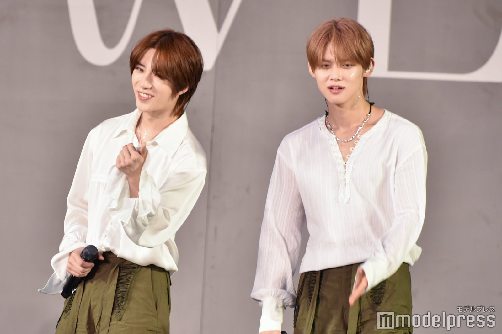 「more」を再現するボムギュ、ヨンジュン（C）モデルプレス