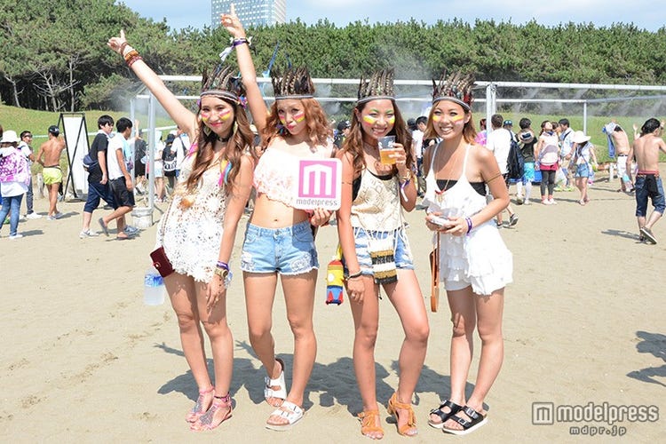 画像14 17 サマソニ ビーチも熱狂 ビキニ ボヘミアン美女が集結 Summer Sonic 15来場者スナップ モデルプレス
