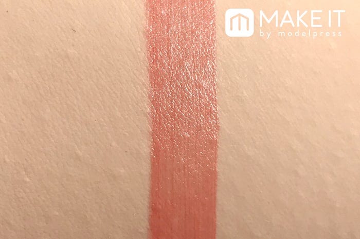 【エチュードハウス】「ディアマイエナメルリップトーク」“OR203”使用 (C)メイクイット