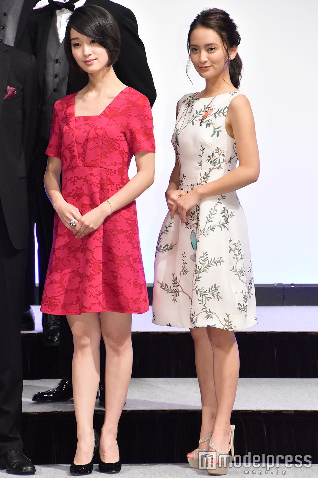 剛力彩芽、岡田結実 （C）モデルプレス