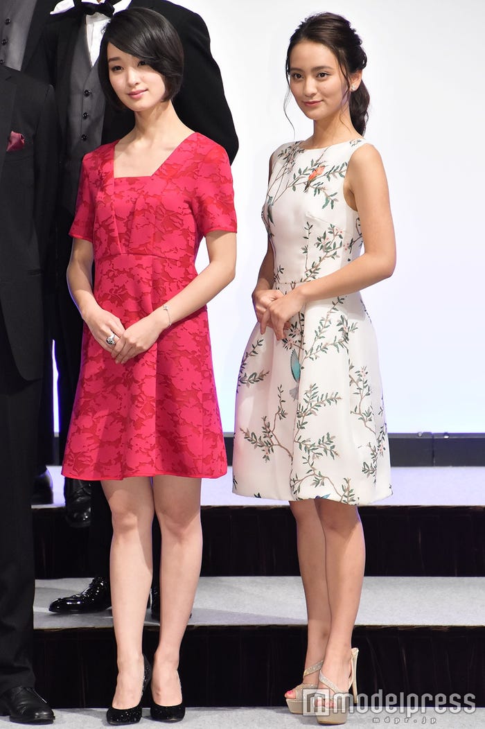 剛力彩芽、岡田結実 (C)モデルプレス