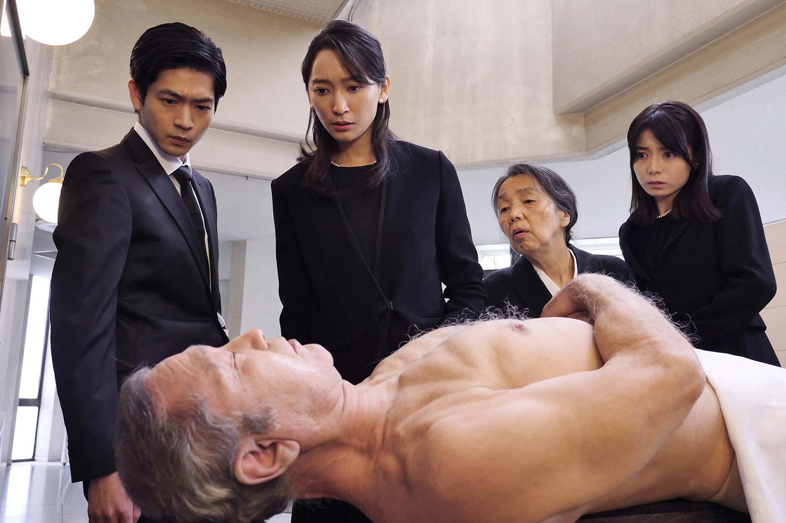 松下洸平、杏、森矢カンナ、山本道子（C）フジテレビ