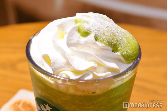 抹茶玄米茶 もち フラペチーノ(C)モデルプレス